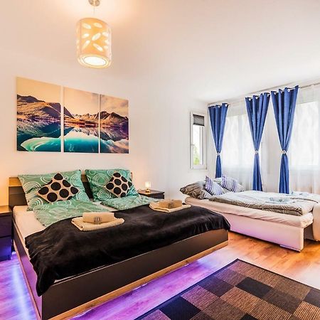 10 Min. Downtown - 2 Bedrooms - Parking Wina Bagian luar foto